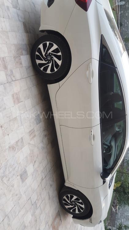 Honda Civic 2018 for Sale in Peshawar Honda Civic 2018 for Sale in Peshawar Image-6