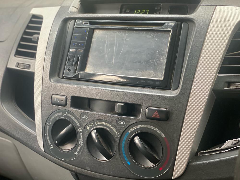 Toyota Hilux 2011 for Sale in Lahore Toyota Hilux 2011 for Sale in Lahore Image-2