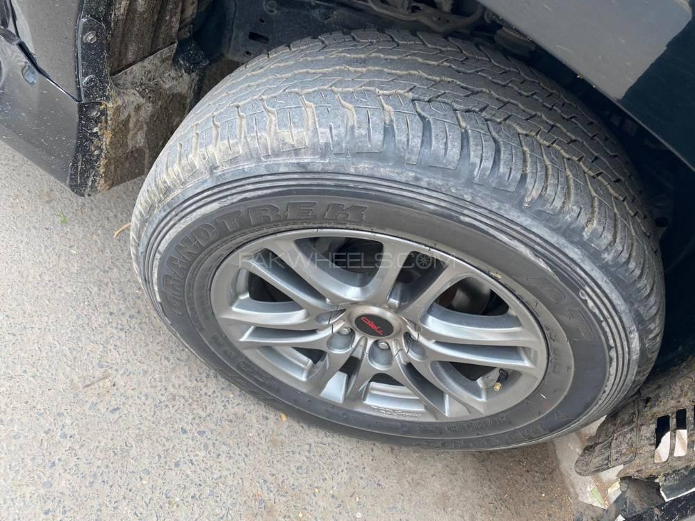 Toyota Prado 2013 for Sale in Bahawalpur Toyota Prado 2013 for Sale in Bahawalpur Image-9