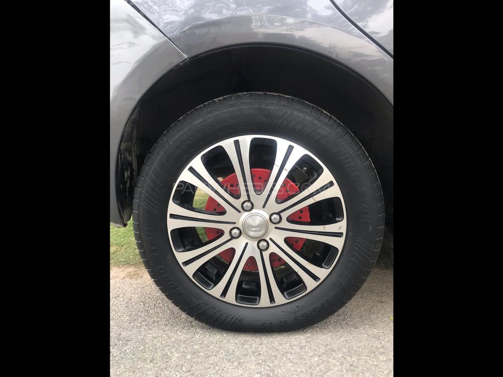 Toyota Vitz 2014 for Sale in Lahore Toyota Vitz 2014 for Sale in Lahore Image-5