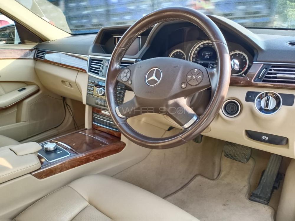 مرسڈیز بینز ای کلاس 2012 for Sale in لاہور مرسڈیز بینز ای کلاس 2012 for Sale in لاہور Image-6