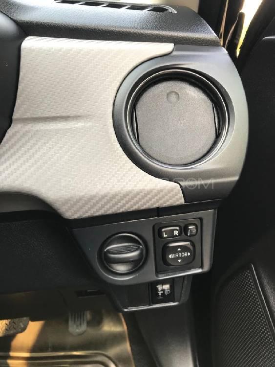 Toyota Corolla Axio 2016 for Sale in Lahore Toyota Corolla Axio 2016 for Sale in Lahore Image-8