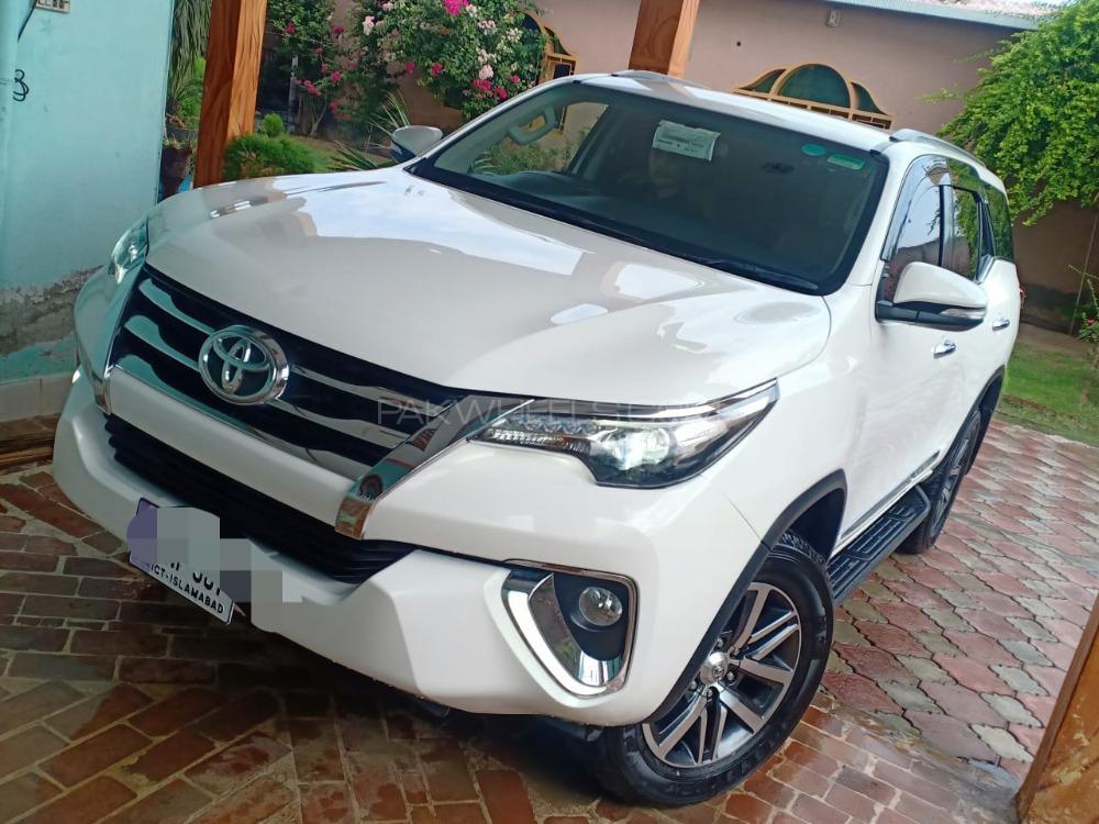 Toyota Fortuner 2018 for Sale in Bannu Image-1