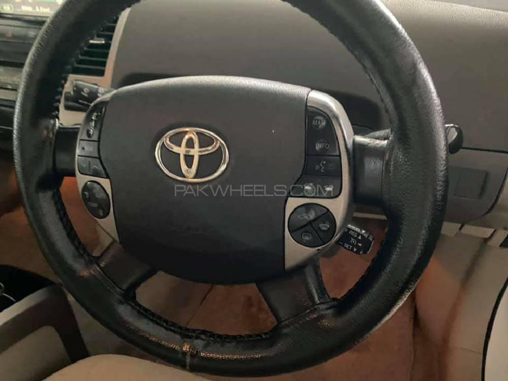 Toyota Prius 2007 for Sale in Peshawar Toyota Prius 2007 for Sale in Peshawar Image-4