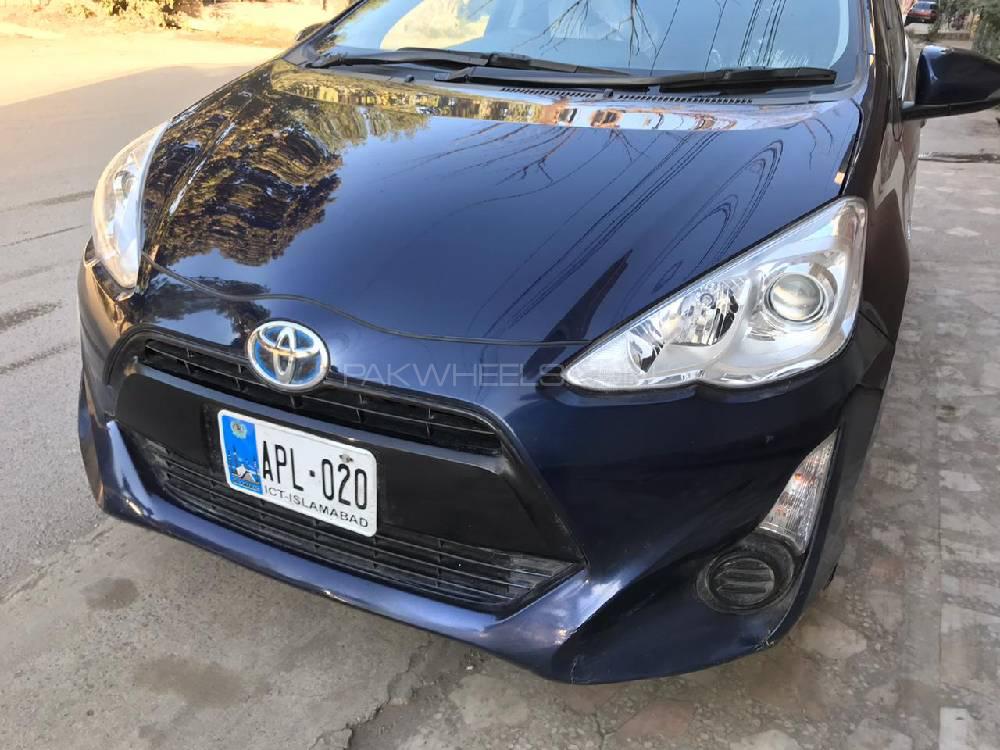 Toyota Aqua 2017 for Sale in Peshawar Image-1