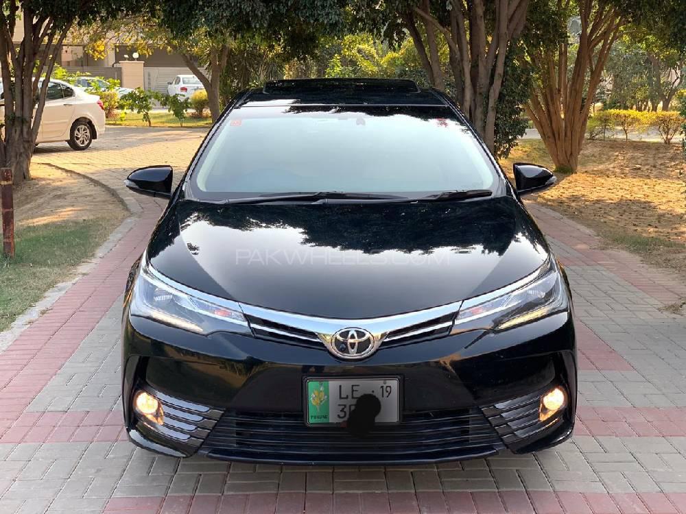 Toyota Corolla 2018 for Sale in Lahore Image-1