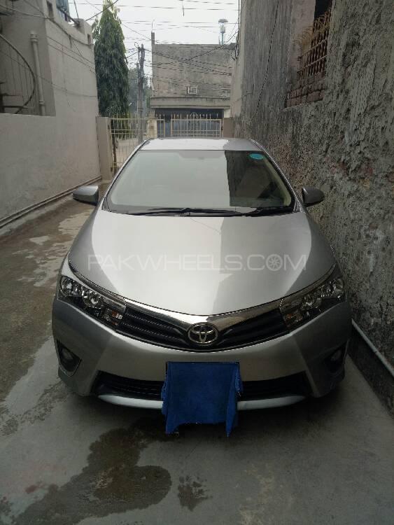 Toyota Corolla 2016 for Sale in Lahore Image-1