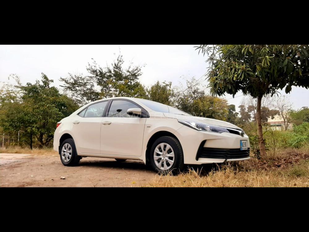 Toyota Corolla 2018 for Sale in Islamabad Image-1