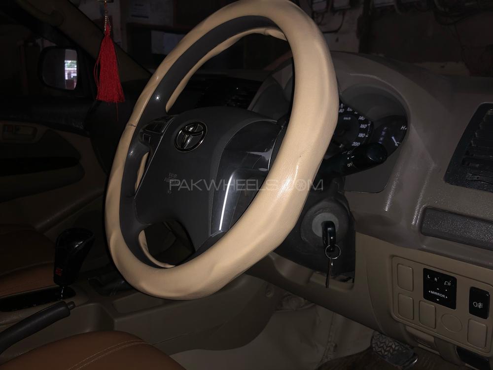 ٹویوٹا ہائیلکس 2013 for Sale in حیدرآباد ٹویوٹا ہائیلکس 2013 for Sale in حیدرآباد Image-9