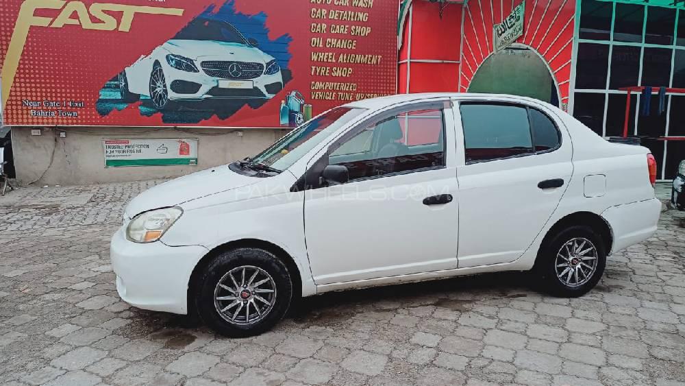 Toyota Platz 2003 for Sale in Lahore Image-1