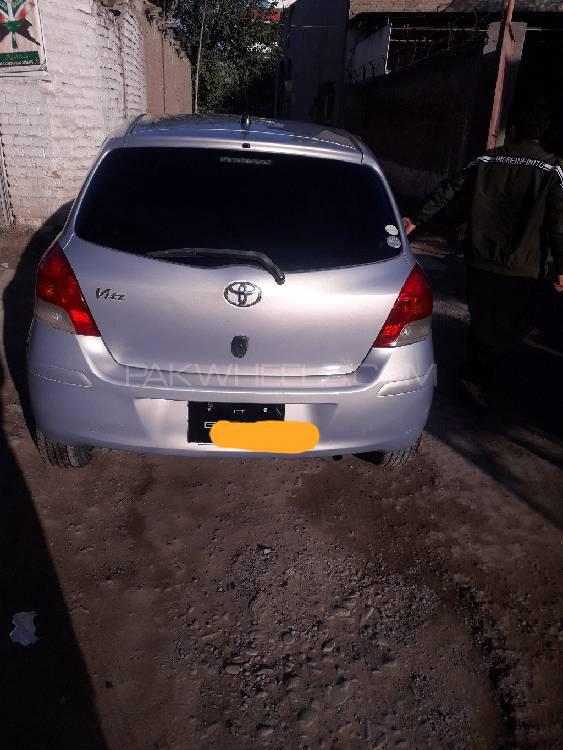 Toyota Vitz 2010 for Sale in Peshawar Image-1