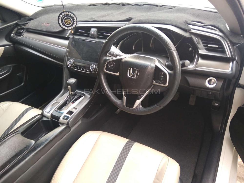 Honda Civic 2020 for Sale in Karachi Honda Civic 2020 for Sale in Karachi Image-3