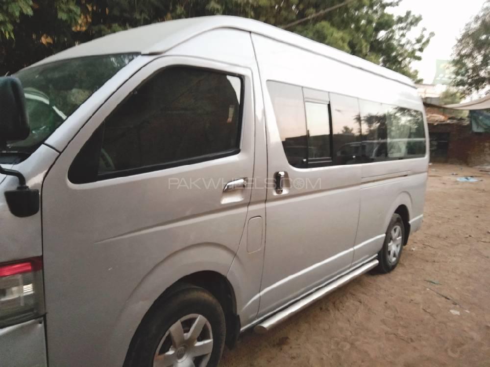 Toyota Hiace 2012 for Sale in Lahore Toyota Hiace 2012 for Sale in Lahore Image-19