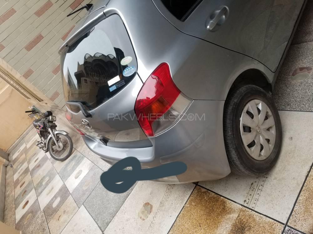 Toyota Vitz 2009 for Sale in Sialkot Image-1