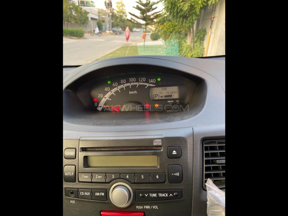 Daihatsu Move 2013 for Sale in Karachi Daihatsu Move 2013 for Sale in Karachi Image-3