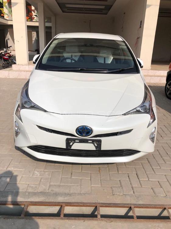 Toyota Prius 2016 for Sale in Multan Image-1