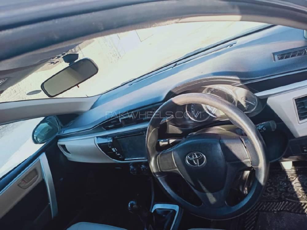 Toyota Corolla 2015 for Sale in D.G.Khan Toyota Corolla 2015 for Sale in D.G.Khan Image-4