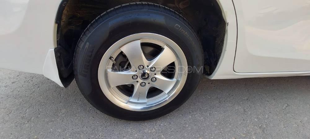 Toyota Corolla 2018 for Sale in Islamabad Toyota Corolla 2018 for Sale in Islamabad Image-10