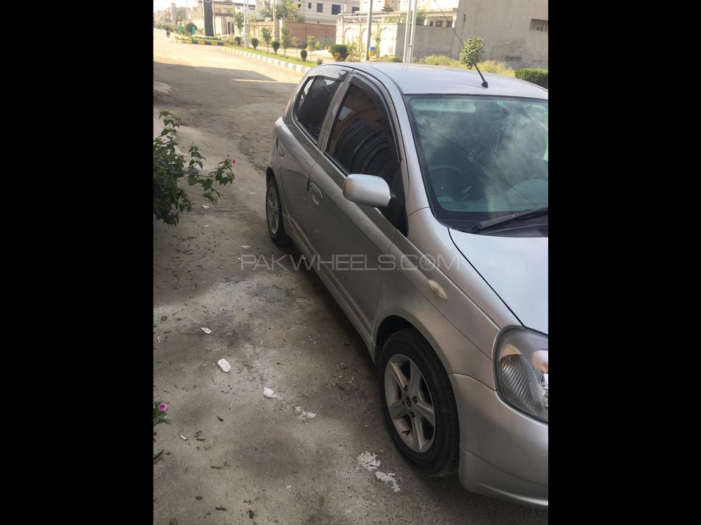 Toyota Vitz 1999 for Sale in Peshawar Toyota Vitz 1999 for Sale in Peshawar Image-2