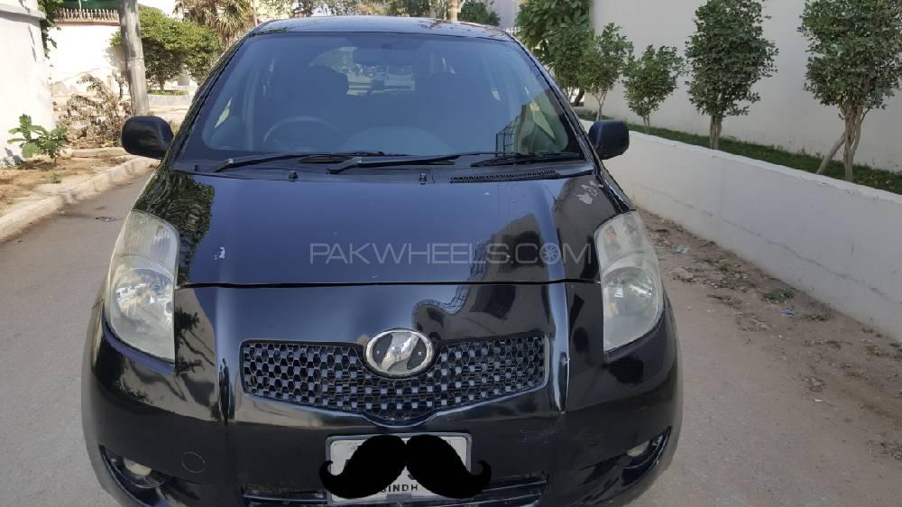 Toyota Vitz 2005 for Sale in Karachi Image-1