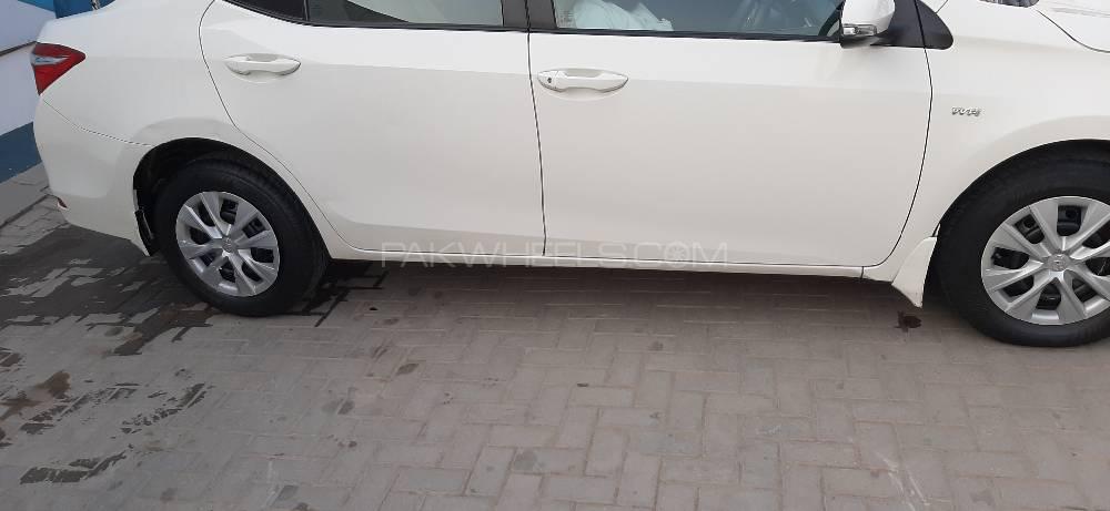 Toyota Corolla 2017 for Sale in Rahim Yar Khan Toyota Corolla 2017 for Sale in Rahim Yar Khan Image-3