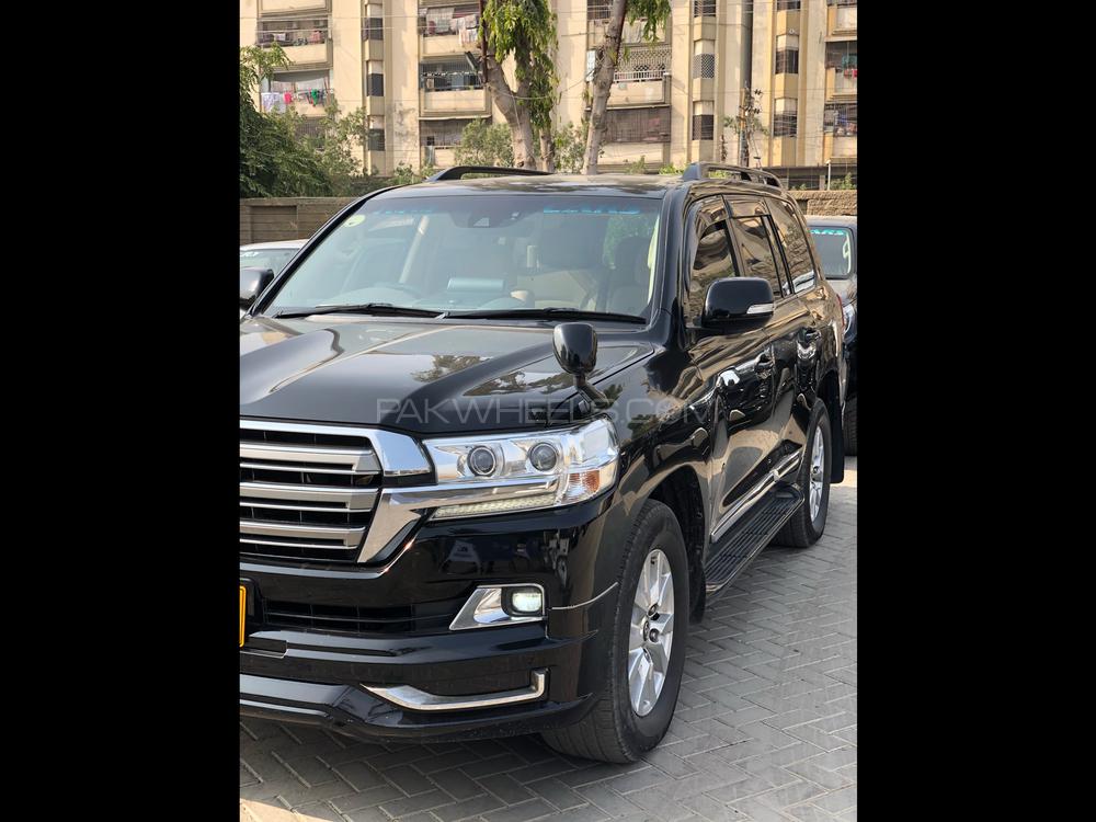 Toyota Land Cruiser 2016 for Sale in Karachi Toyota Land Cruiser 2016 for Sale in Karachi Image-2