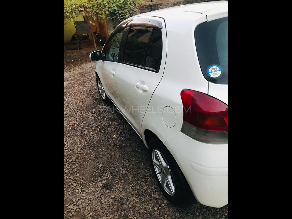 Toyota Vitz 2010 for Sale in Peshawar Toyota Vitz 2010 for Sale in Peshawar Image-7