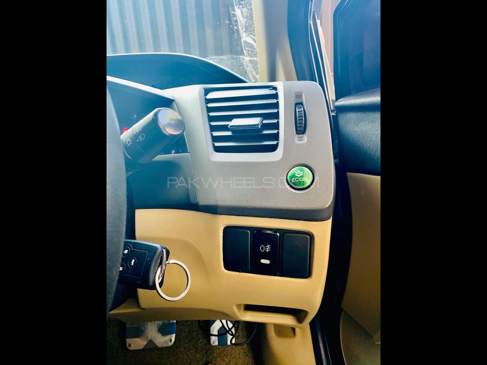 Honda Civic 2013 for Sale in Faisalabad Honda Civic 2013 for Sale in Faisalabad Image-13