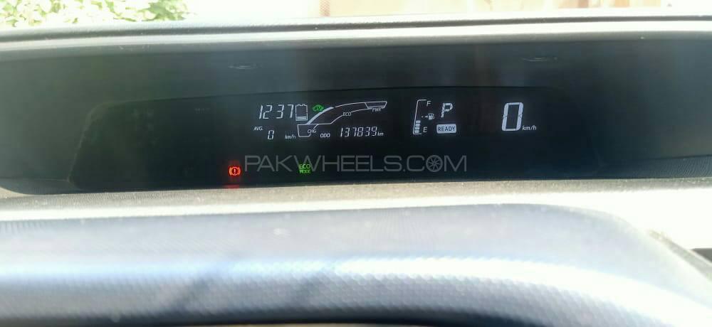 Toyota Aqua 2014 for Sale in Multan Toyota Aqua 2014 for Sale in Multan Image-12
