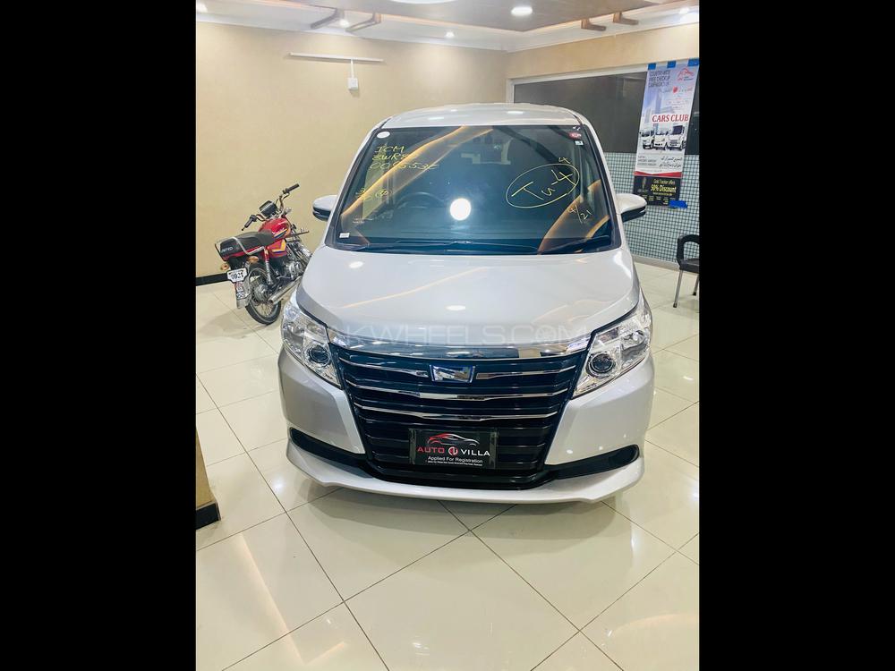 Toyota Noah 2015 for Sale in Peshawar Toyota Noah 2015 for Sale in Peshawar Image-3