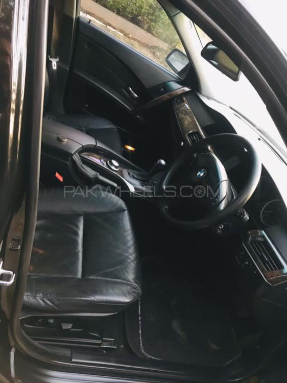 BMW 5 Series 2004 for Sale in Islamabad BMW 5 Series 2004 for Sale in Islamabad Image-11