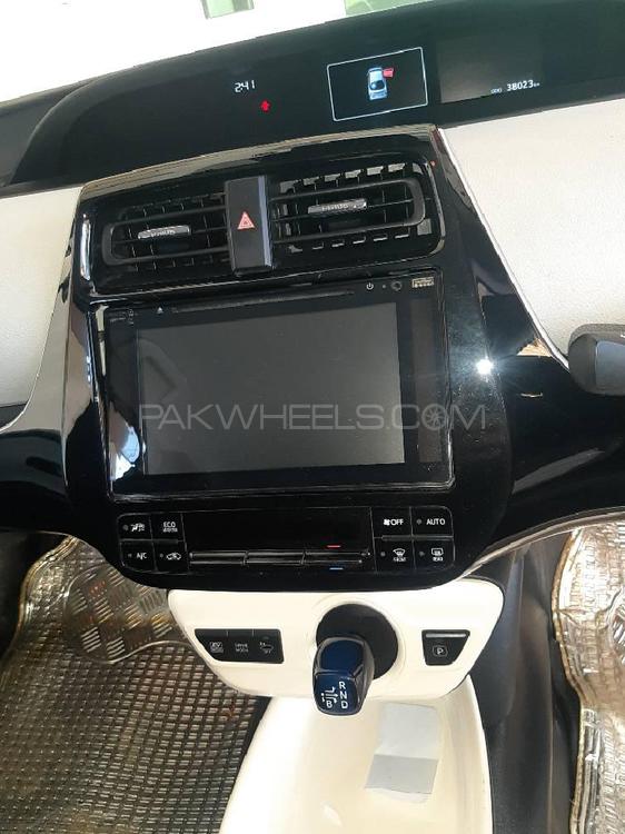 Toyota Prius 2016 for Sale in Sargodha Toyota Prius 2016 for Sale in Sargodha Image-12
