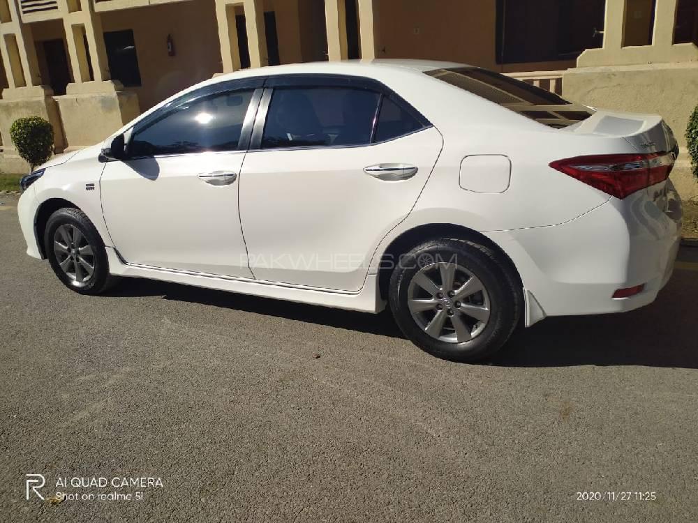 Toyota Corolla 2016 for Sale in Peshawar Image-1