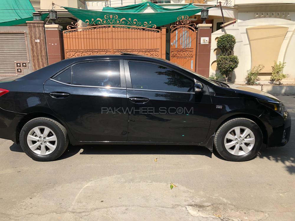 Toyota Corolla 2017 for Sale in Gujranwala Toyota Corolla 2017 for Sale in Gujranwala Image-4