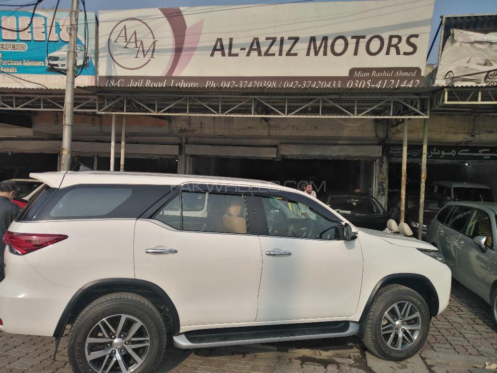 Toyota Fortuner 2018 for Sale in Lahore Image-1