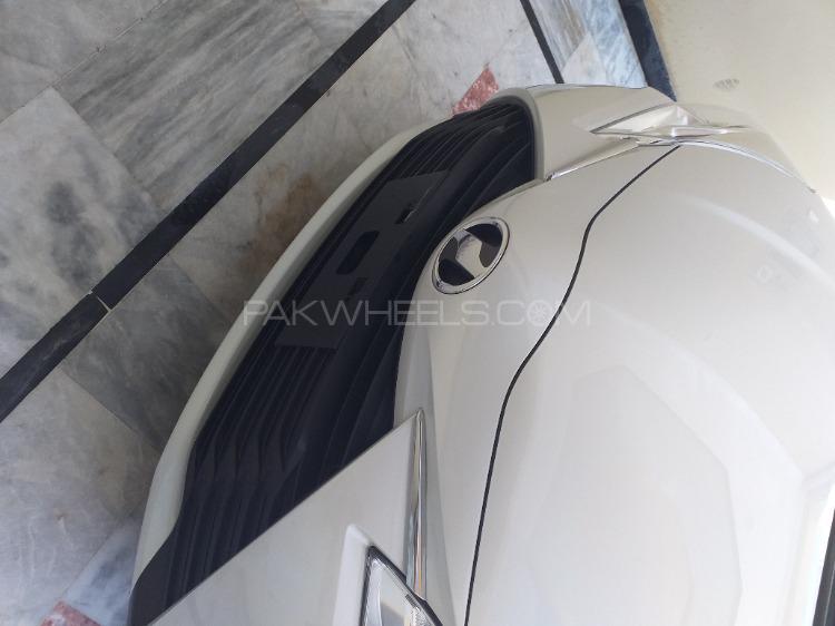 Toyota Vitz 2017 for Sale in Peshawar Toyota Vitz 2017 for Sale in Peshawar Image-3