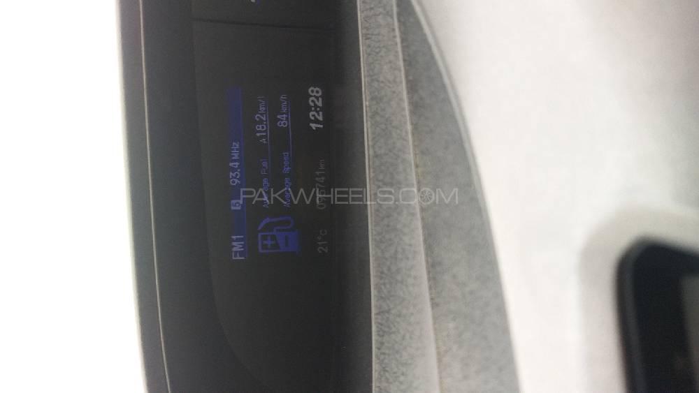 Honda Civic 2013 for Sale in Faisalabad Honda Civic 2013 for Sale in Faisalabad Image-13
