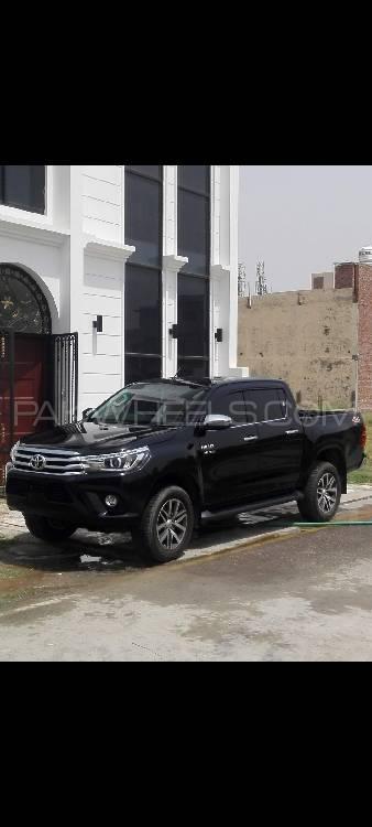 Toyota Hilux 2020 for Sale in Lahore Toyota Hilux 2020 for Sale in Lahore Image-4