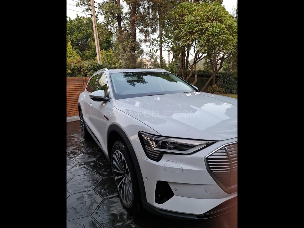 Audi e-tron 2020 for Sale in Gujranwala Audi e-tron 2020 for Sale in Gujranwala Image-8
