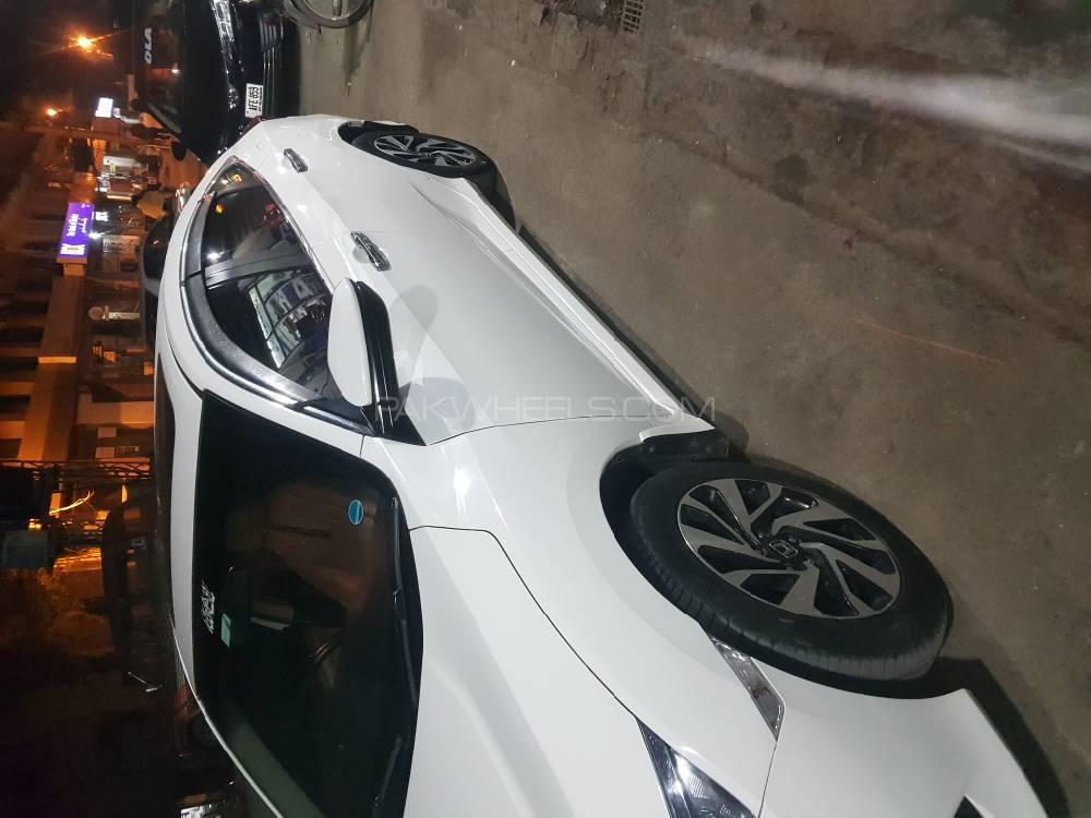 Honda Civic 2018 for Sale in Jhelum Honda Civic 2018 for Sale in Jhelum Image-10