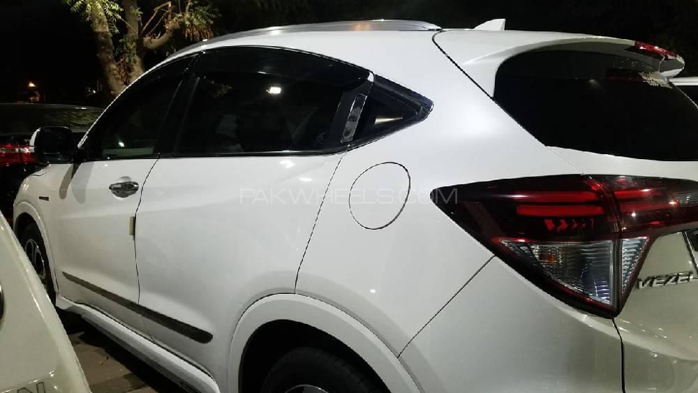 Honda Vezel 2014 for Sale in Karachi Honda Vezel 2014 for Sale in Karachi Image-10