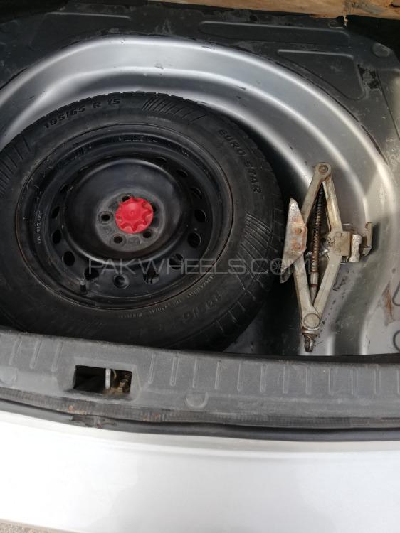 Toyota Corolla 2011 for Sale in Peshawar Image-1