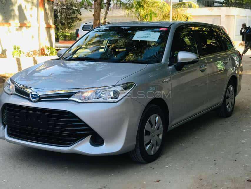 Toyota Corolla Fielder For Sale In Karachi Pakwheels