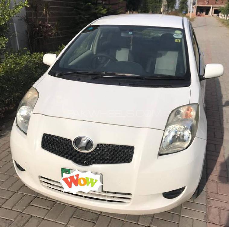 Toyota Vitz 2007 for Sale in Jhelum Image-1