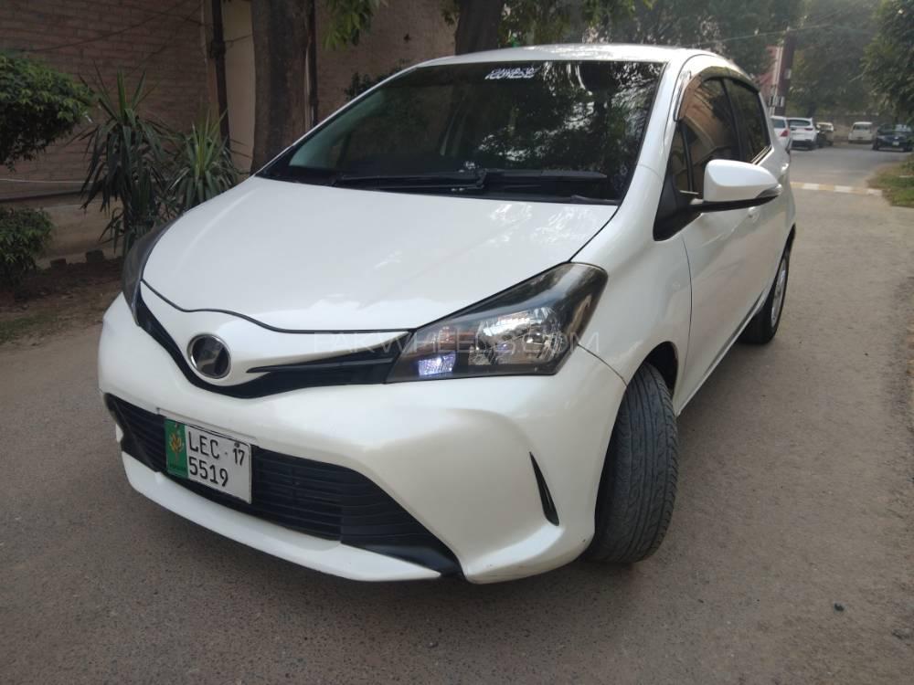 Toyota Vitz 2017 for Sale in Lahore Toyota Vitz 2017 for Sale in Lahore Image-3