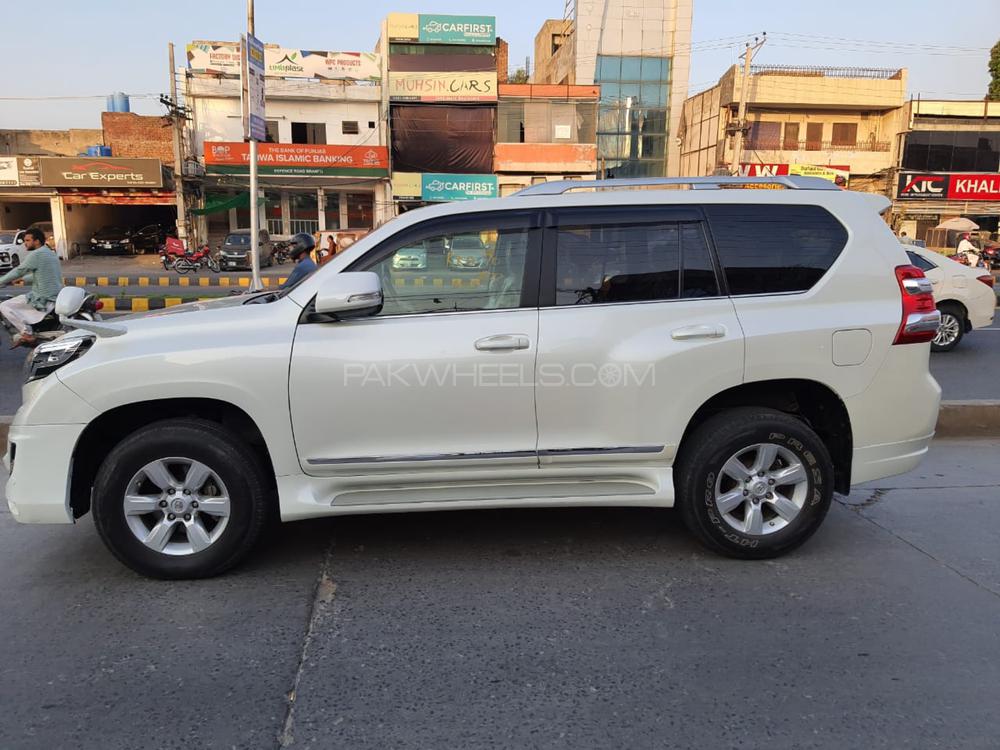 Toyota Prado 2013 for Sale in Mandi bahauddin Toyota Prado 2013 for Sale in Mandi bahauddin Image-4