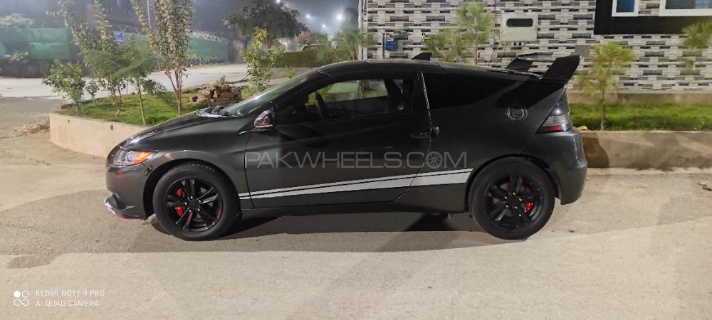 Honda CR-Z - 2011  Honda CR-Z - 2011  Image-3