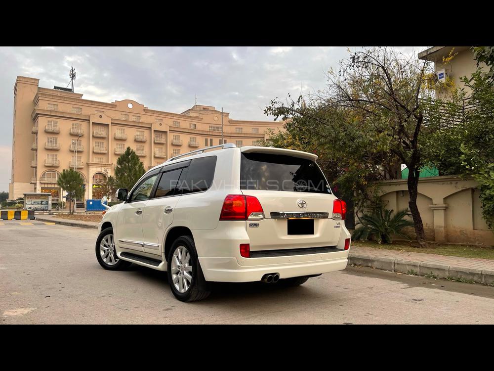 Toyota Land Cruiser 2012 for Sale in Islamabad Toyota Land Cruiser 2012 for Sale in Islamabad Image-6