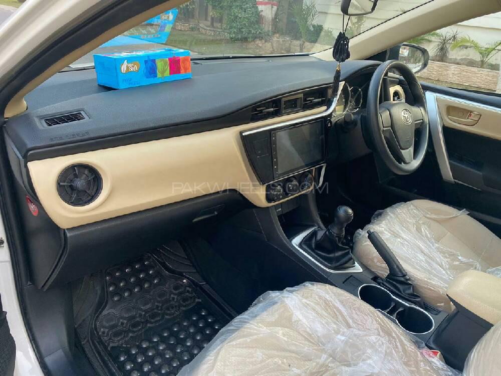 Toyota Corolla 2018 for Sale in Lahore Toyota Corolla 2018 for Sale in Lahore Image-19