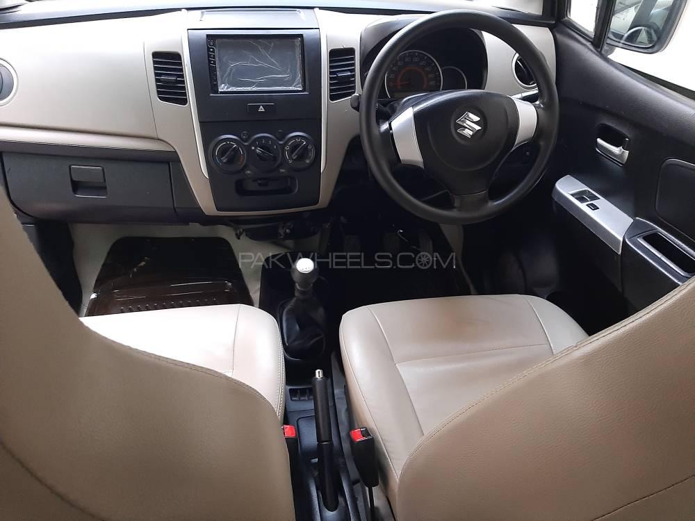 Suzuki Wagon R 2017 for Sale in Lahore Suzuki Wagon R 2017 for Sale in Lahore Image-9